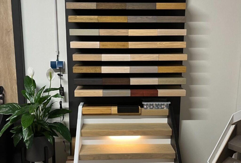 Showroom Eiken traptreden