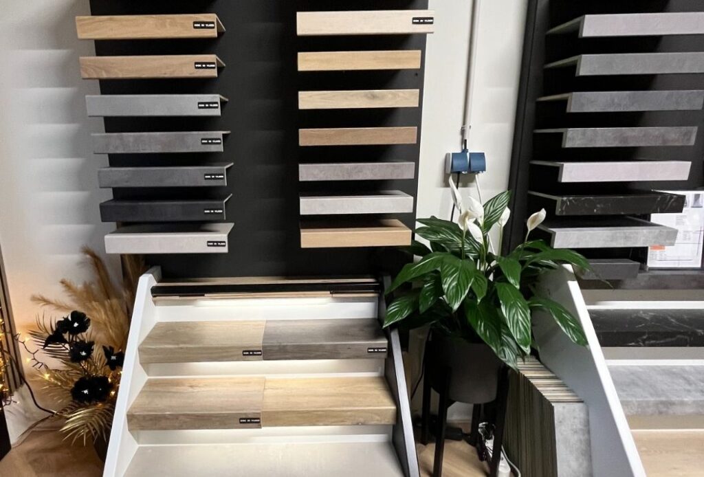 Showroom Eko PVC traptreden. Traprenovatie showroom. trapbekleding kopen. Overzettreden.